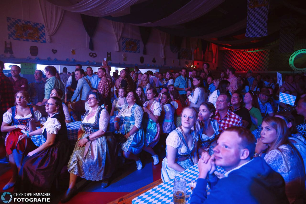 Oktoberfest_in_Niederbreitbach_06.jpg