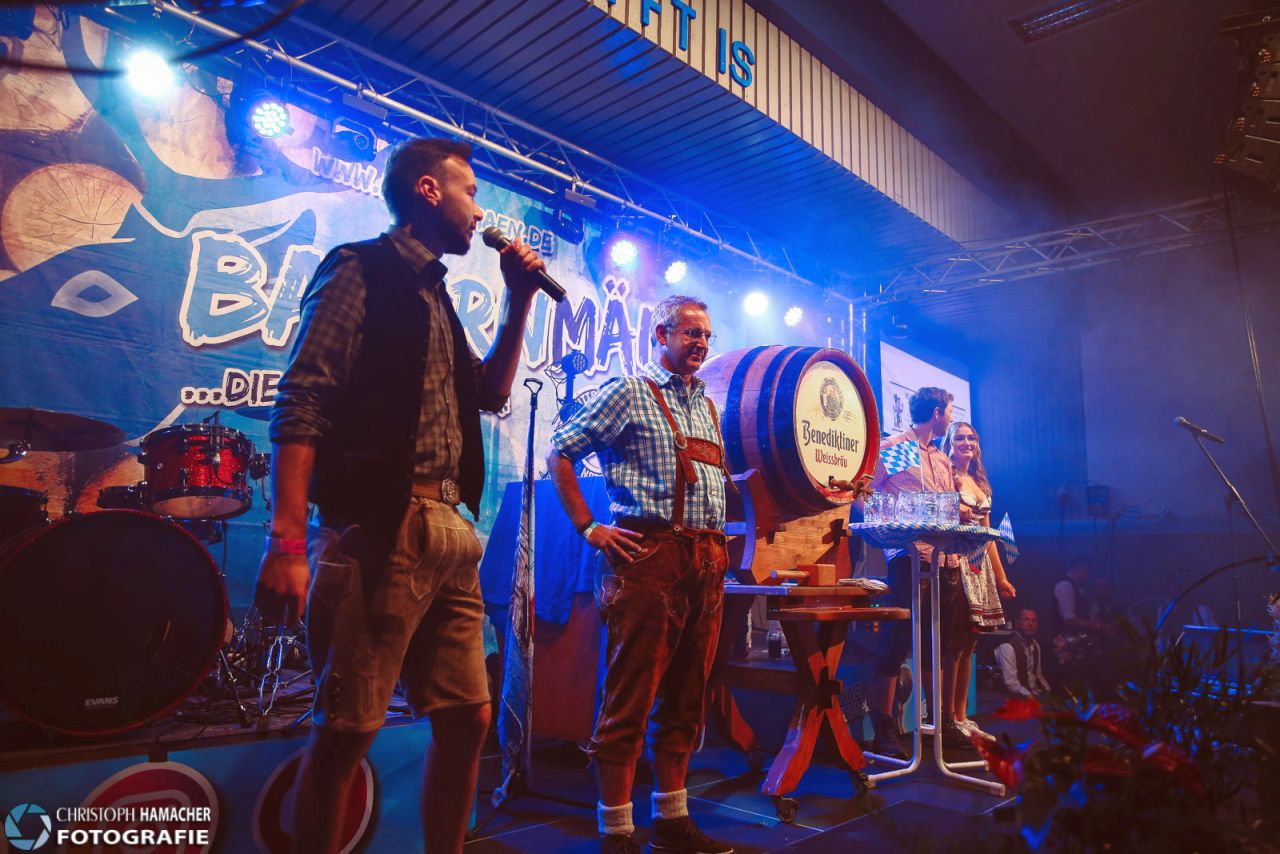 Oktoberfest_in_Niederbreitbach_05.jpg