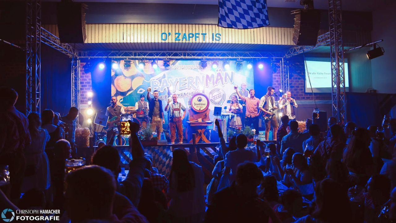 Oktoberfest_in_Niederbreitbach_12.jpg