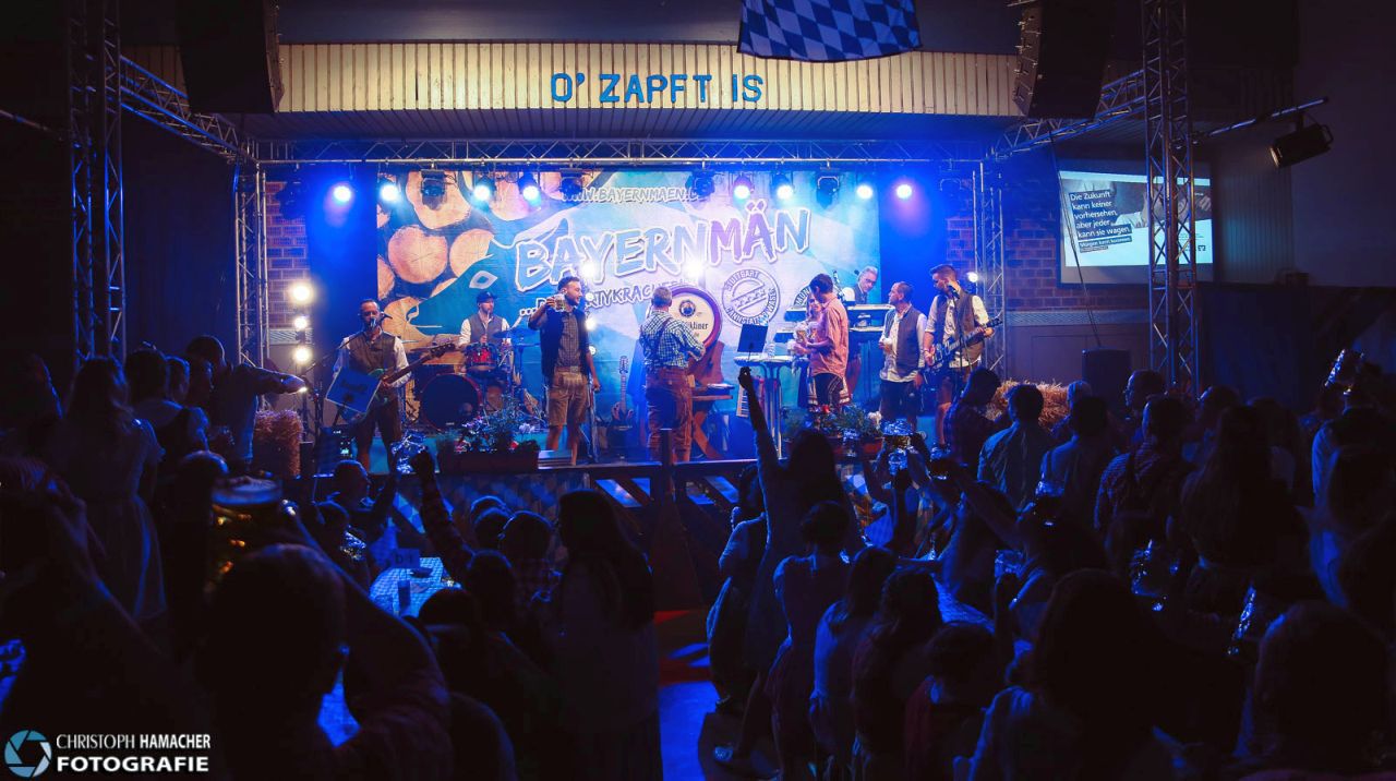 Oktoberfest_in_Niederbreitbach_10.jpg