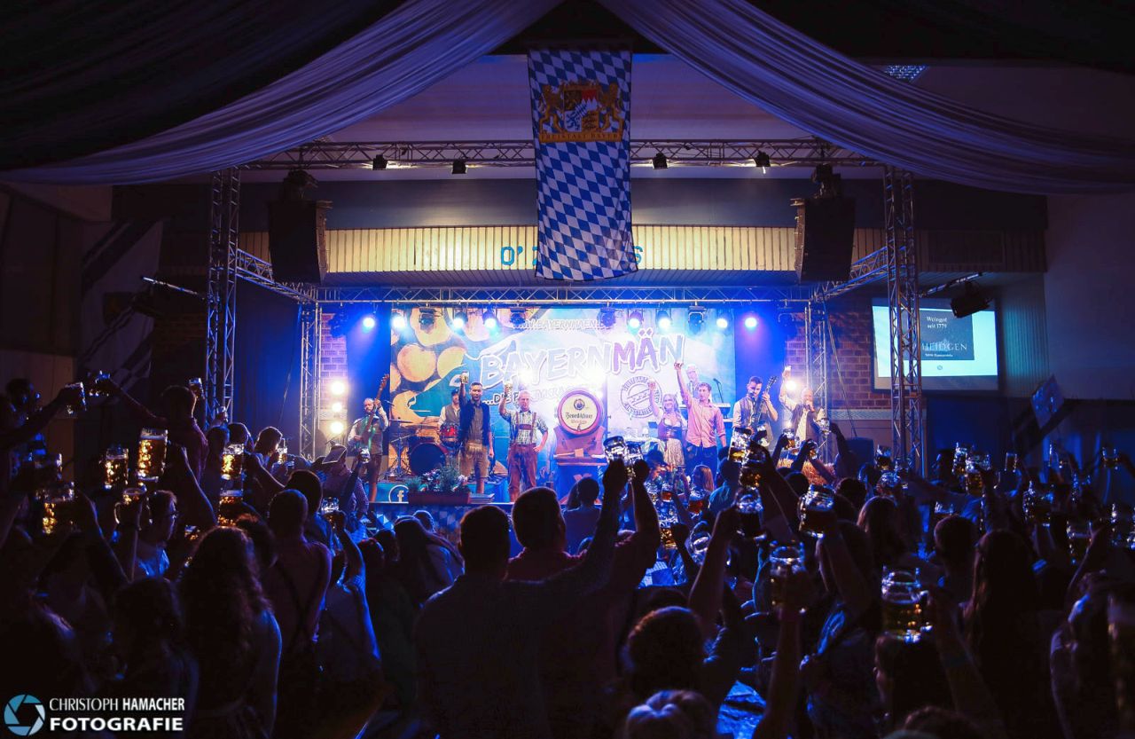 Oktoberfest_in_Niederbreitbach_14.jpg