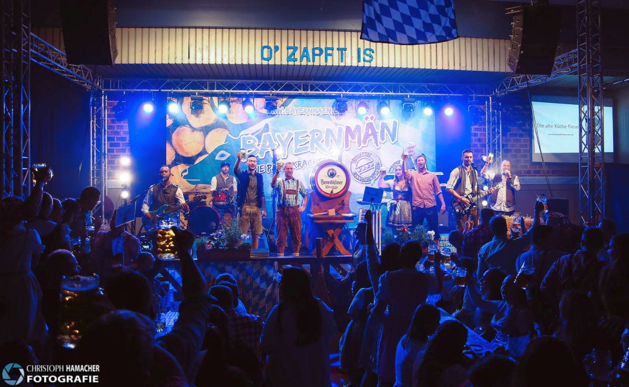 Oktoberfest_in_Niederbreitbach_13.jpg
